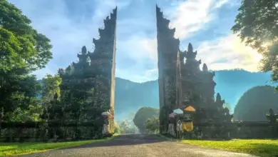 Top 3 Holiday destinations 6 Holiday destinations