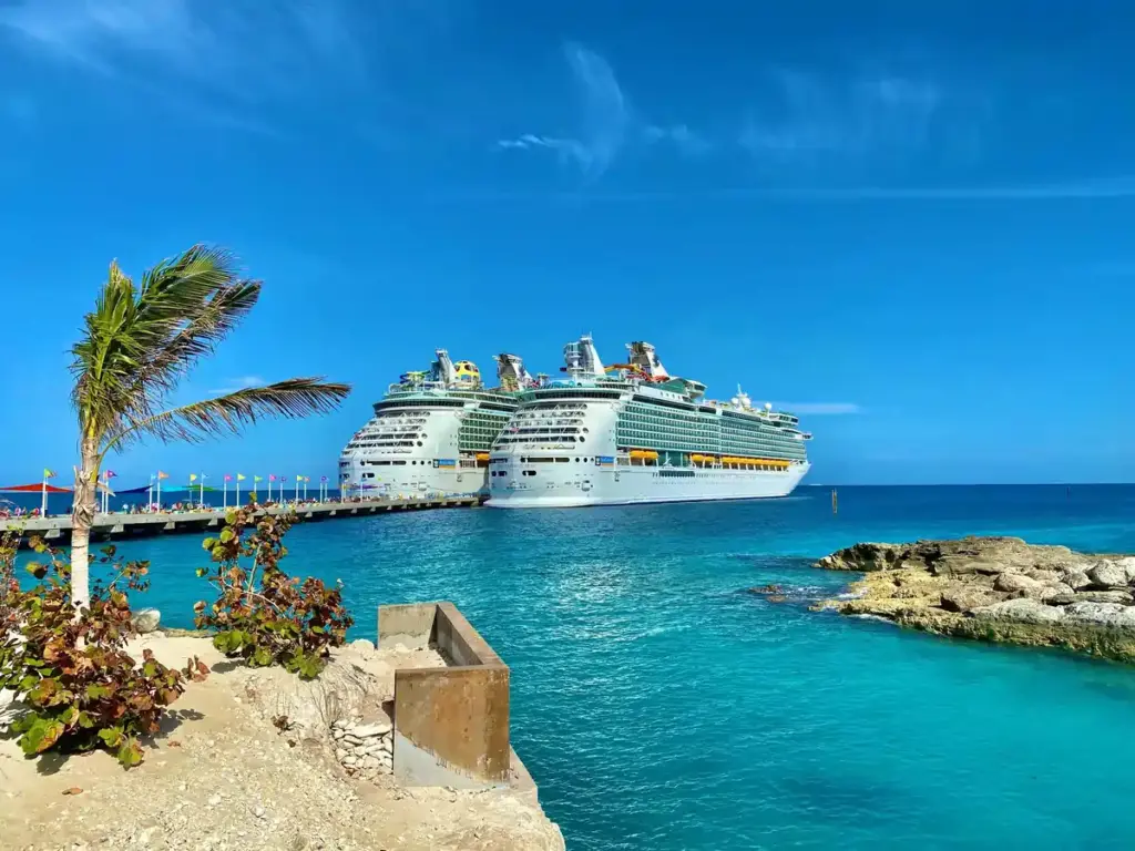 8 Best Beach Vacations in the World 5 The Bahamas
