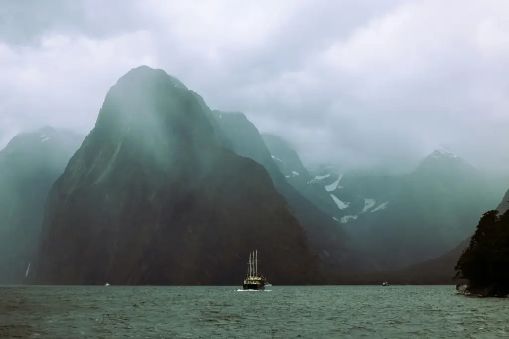 New Zealand - 20 Best Places to Visit 2 Milford Sound